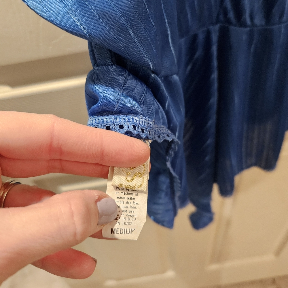 Vintage Elissia Blue Ruffled Women's Top - Picture 4 of 5